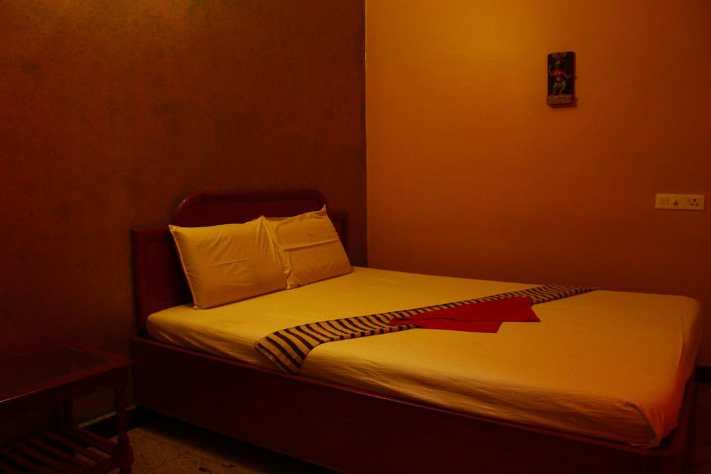 Hotel L'Ocean Пондичерри Экстерьер фото